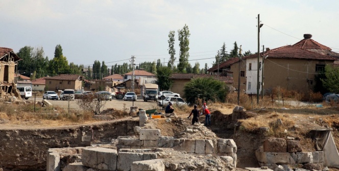Sebastapolis Antik Kenti 2022 arkeoloji kazılarından görüntüler