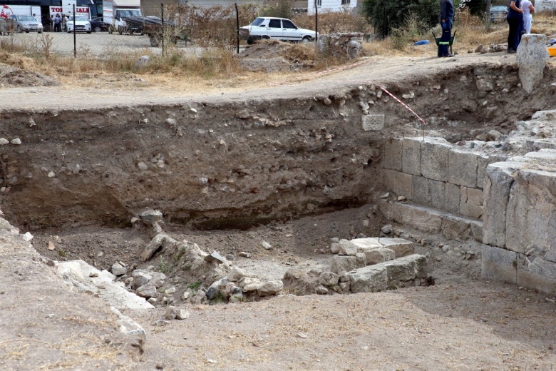 Sebastapolis Antik Kenti 2022 arkeoloji kazılarından görüntüler