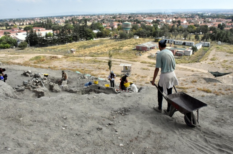 Şarhöyük 2022 arkeoloji kazılarından manzaralar