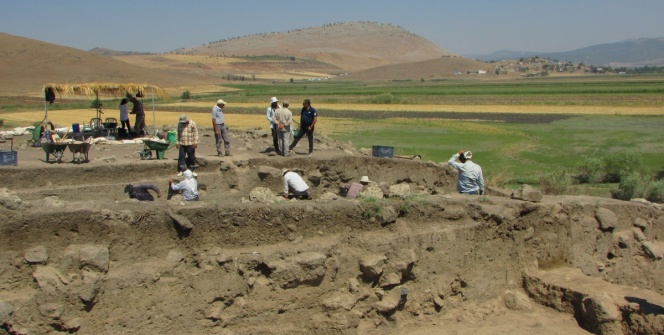 Gaziantepteki Hamaç Höyükte arkeolojik kurtarma kazıları sürüyor