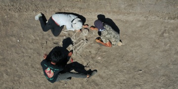 Maraşta neolitik çağda koyun kemikleri ile gömülmüş kadın iskeleti bulundu