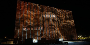 Troya Müzesinde Troya Savaşı 3D Mapping yöntemiyle canlandırıldı