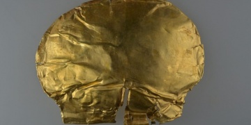 Çinde 3 Bin yıllık altın maske bulundu
