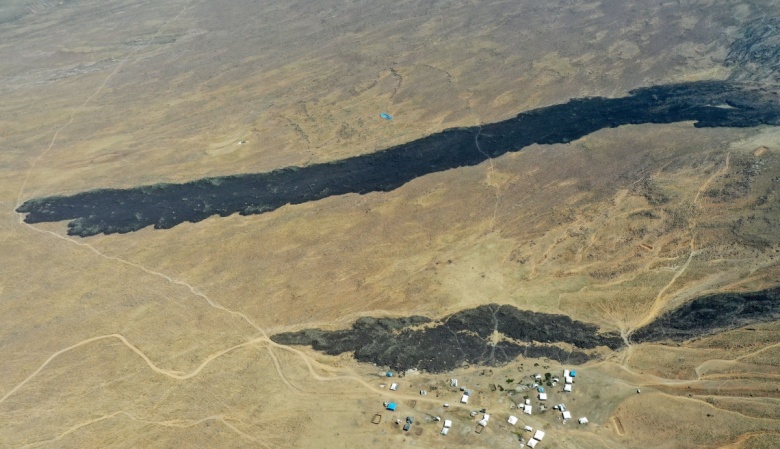 Bitlis'teki Nemrut Jeoparkı'ndaki binlerce yıllık lav yanıkları ve volkan gölleri