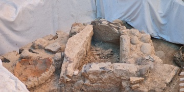 Yassıtepe Höyüğü kazılarında Miken tüccarlara ait mezarlar bulundu