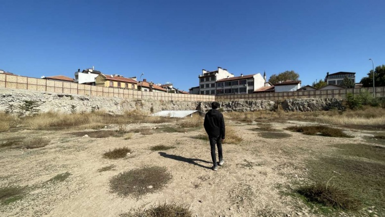 Konya'da kentsel dönüşüm alanında bulunan Selçuklu seramik fırını