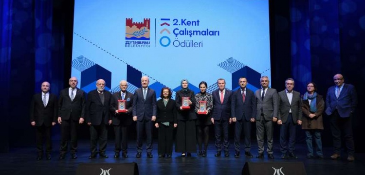 Zeytinburnu Belediyesi Kent Çalışmaları Ödülleri verildi