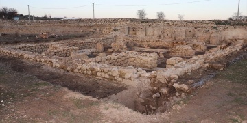 Romalılardan kalma Hadrianoupolis Kalesi görünür hale geldi