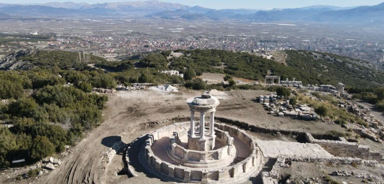 Kibyra'nın antik çeşmesine antik çağdaki kaynağından su bağlanacak