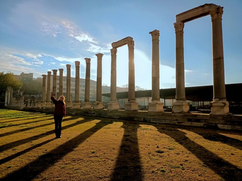 İzmir’in Arkeolojik Mirası yarışmasında ödül ve sergilenmeye değeri alan fotoğraflar