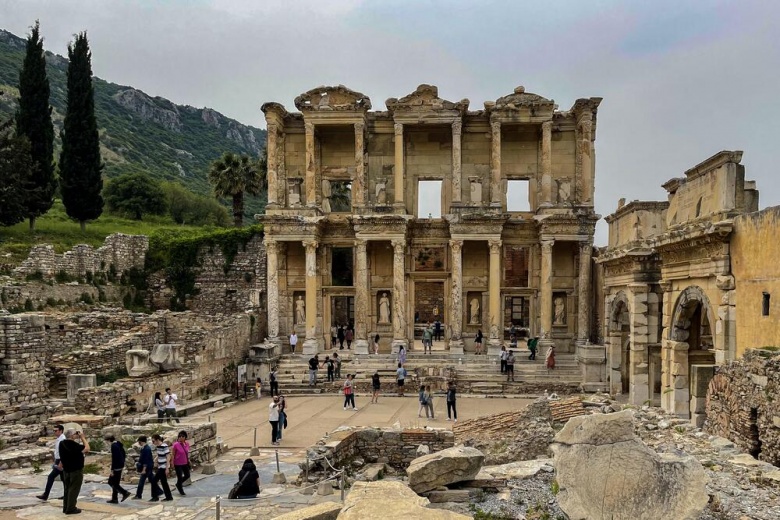 İzmir’in Arkeolojik Mirası yarışmasında ödül ve sergilenmeye değeri alan fotoğraflar