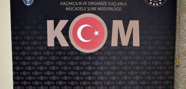 Kırıkkale'de aranan bir aracın bagajından 952 parça 'tarihi eser' çıktı