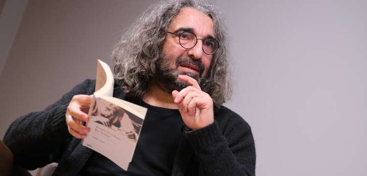 Germanist Prof. Dr. Ahmet Sarı: Aslolan Türkoloji'dir