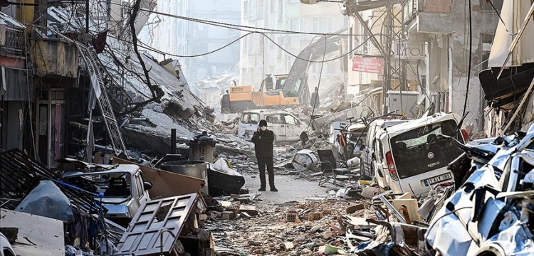 Depremlerde ölen vatandaş sayısı 12. günde 40 bine ulaştı