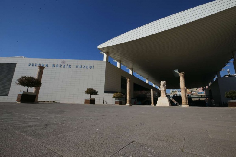 Müze Müdürü Özgür Çomak: Zeugma Mozaik Müzesi'nde hasar yok