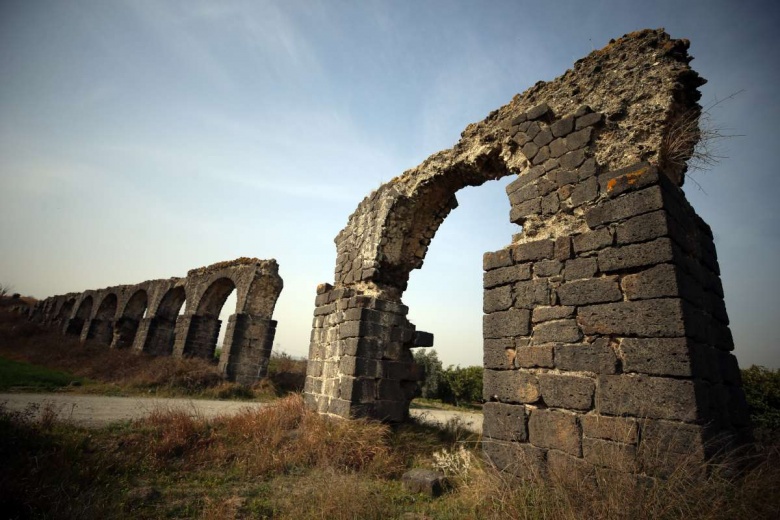 Erzin'deki İssos Harabeleri depremde ayakta kaldı