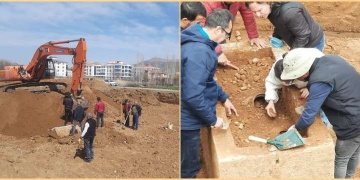 Dinarda TOKİ mahallesi temel kazısında içinden 3 küp çıkan lahit bulundu