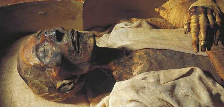 2. Ramses mumyası çürümekten kurtarıldığı Fransa'ya sergi için döndü