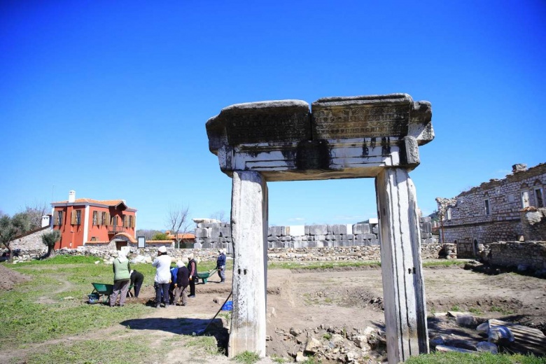 Stratonikeia antik kenti arkeoloji kazılarından yeni görüntüler
