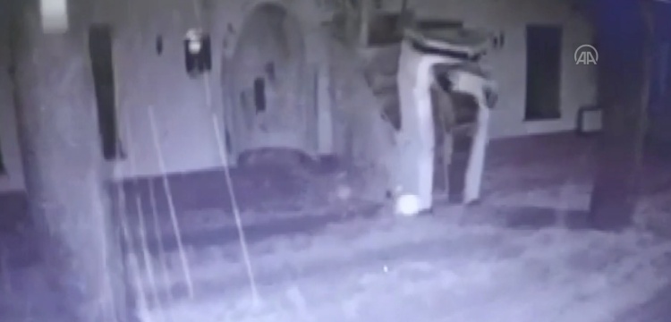 Tarihi Mahremiye Camisi'nin 6 Şubat'taki depremlerde yıkılma anı