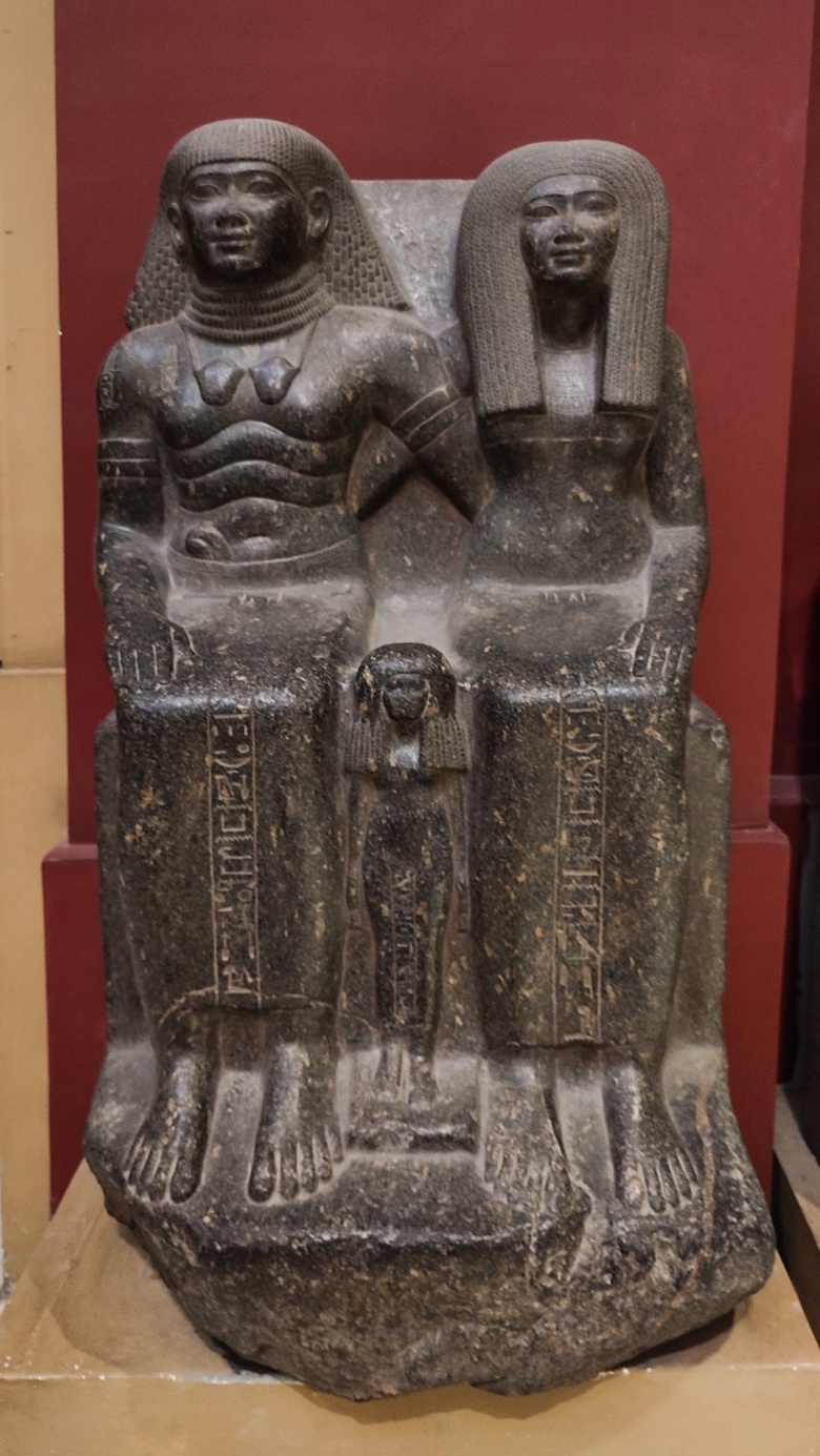 Kahire Mısır Müzesi'nde kısa bir gezintiye ne dersiniz?