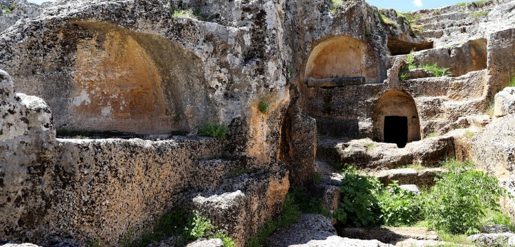 Aziz Polieuktos Kilisesinin kalıntıları