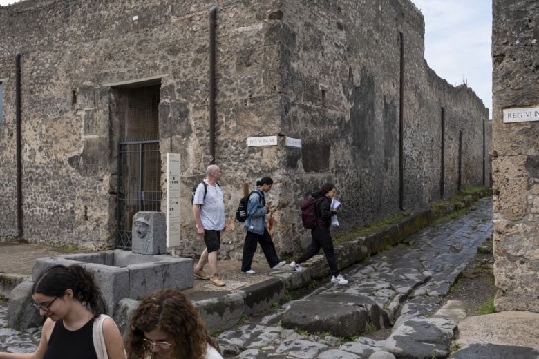 Pompeii Antik Kenti'nin bir çiftliği var, çiftliğinde koyunları var...