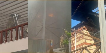 Üsküdarda restore edilen tarihi caminin çatısında yangın çıktı