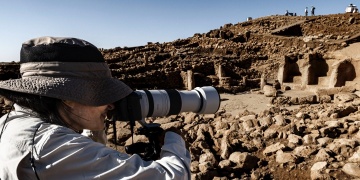 İspanyol fotoğrafçı Isabel Munozdan arkeoloji konulu Yeni Bir Hikaye
