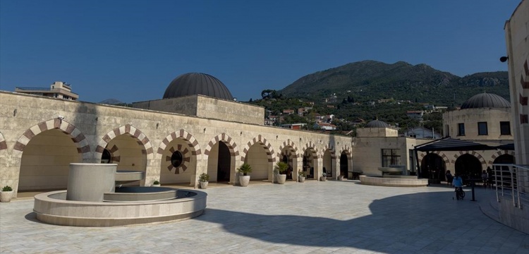 Karadağ'daki Selimiye Camisi ve İslam Kültür Merkezi TİKA'ya minnettar