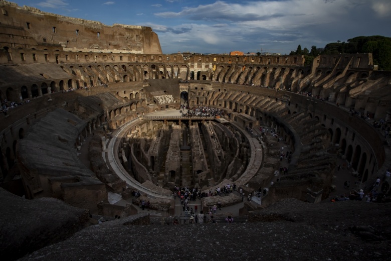 Roma'daki Kolezyum'da turistler için yeni asansör girişi açıldı