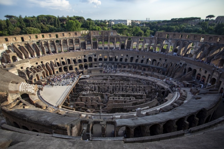 Roma'daki Kolezyum'da turistler için yeni asansör girişi açıldı