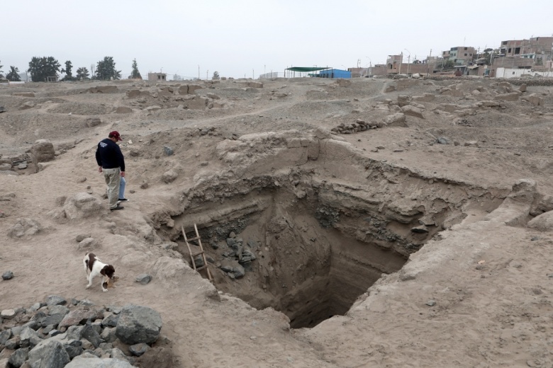 Peru'da arkeologlar And Haçı ve 3 bin 500 yıllık İnka mezarları buldu