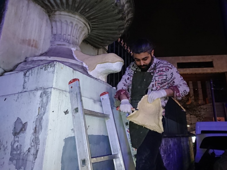 Galatasaray Lisesi önündeki kayıp heykel ikizinden yeninden kopyalandı