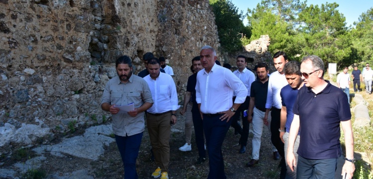 Syedra Antik Kenti,  Bakanı Mehmet Nuri Ersoy'u ağırladı