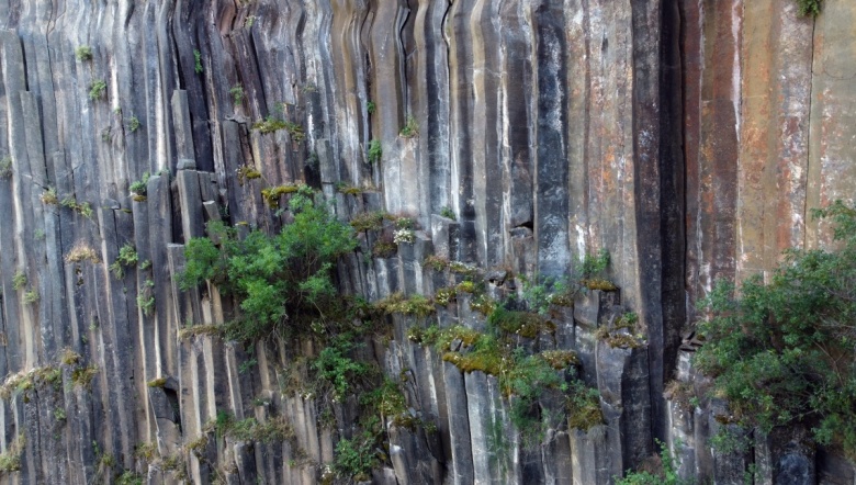 Boyabat'ın 5 milyon yıllık volkanik harikası: Bazalt kayalıklar