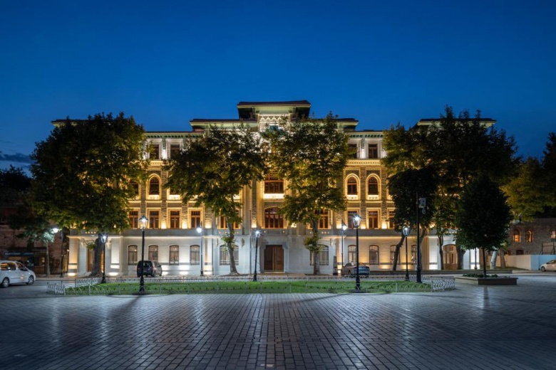 Sultanahmet Meydanı'ndaki Defter-i Hakani binası Ayasofya Müzesi oldu