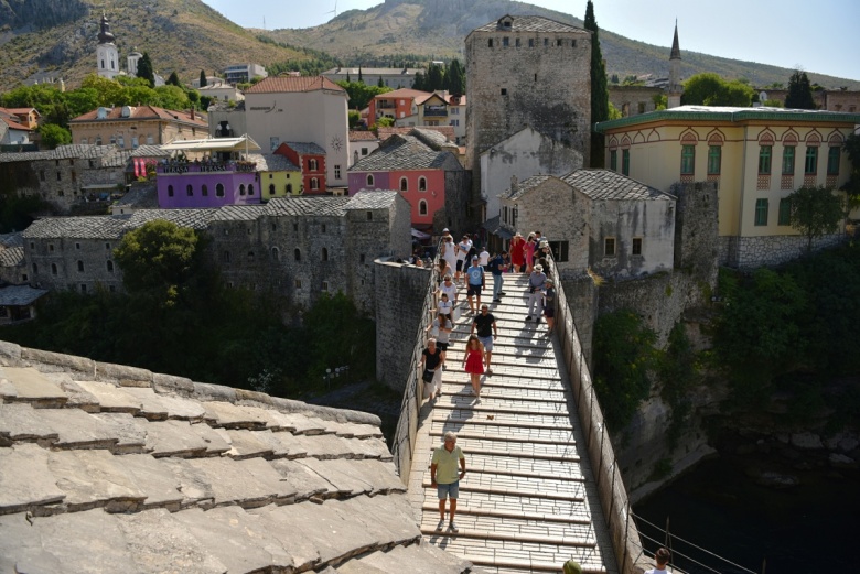 Mostar Köprüsü'nün Dünya Miras Listesi'ne girmesinin 18. yılı