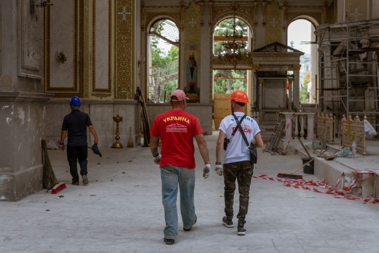 Ukrayna'nın 200 yıllık Spaso-Preobrazhenskiy Katedrali saldırı sonrası bu hale geldi