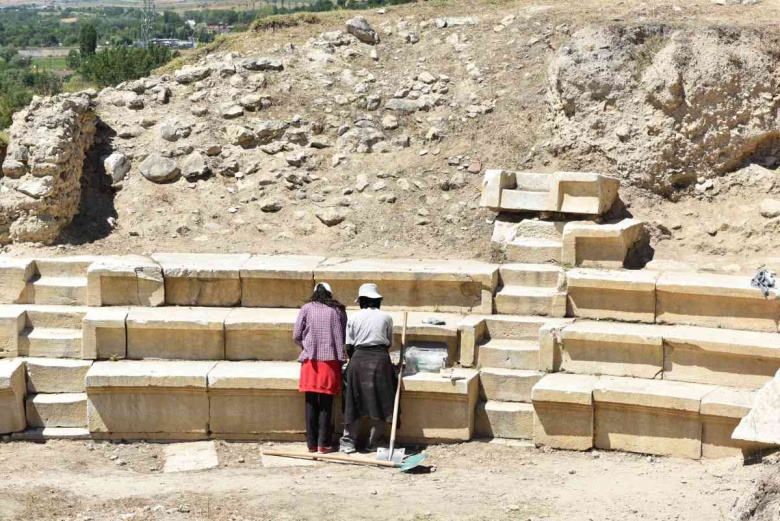 Pompeiopolis Antik Kenti 2023 yılı arkeoloji kazısından fotoğraflar