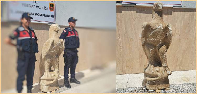 Yozgat'ta bir kişi tarihi eser olduğu sanılan bir buçuk metrelik kartal heykeli ile yakalndı