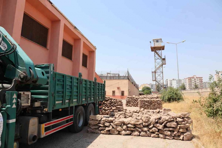 Diyarbakır'ın Göbeklitepe'si Gre Fılla Höyüğü, E Tipi Kapalı Cezaevi'ne taşınıyor