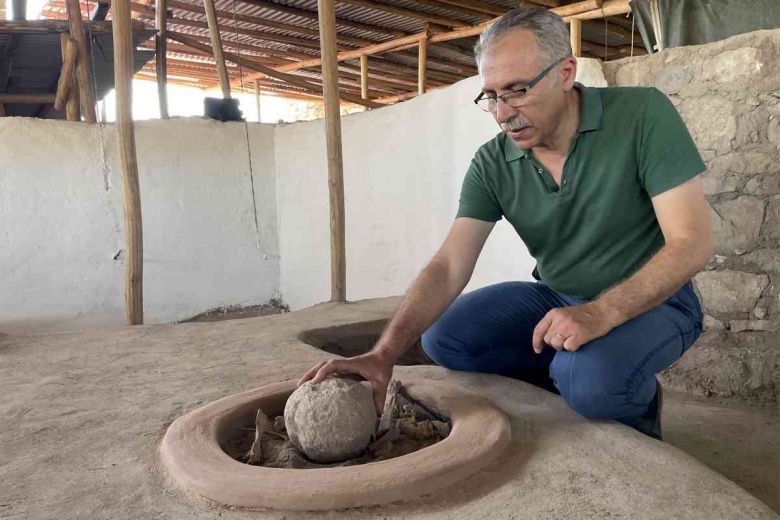 Harput Kalesi arkeoloji kazılarında saray mutfağı bulundu