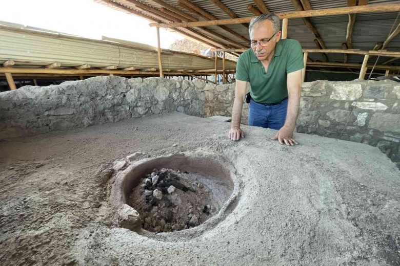 Harput Kalesi arkeoloji kazılarında saray mutfağı bulundu