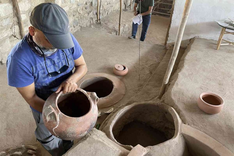 Harput Kalesi arkeoloji kazılarında saray mutfağı bulundu