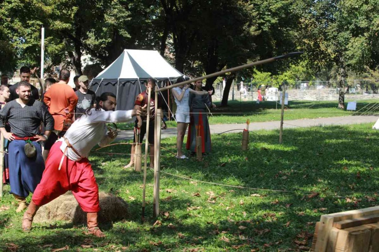 Belgrad Beyaz Kartallar Ortaçağ Festivali'nden manzaralar