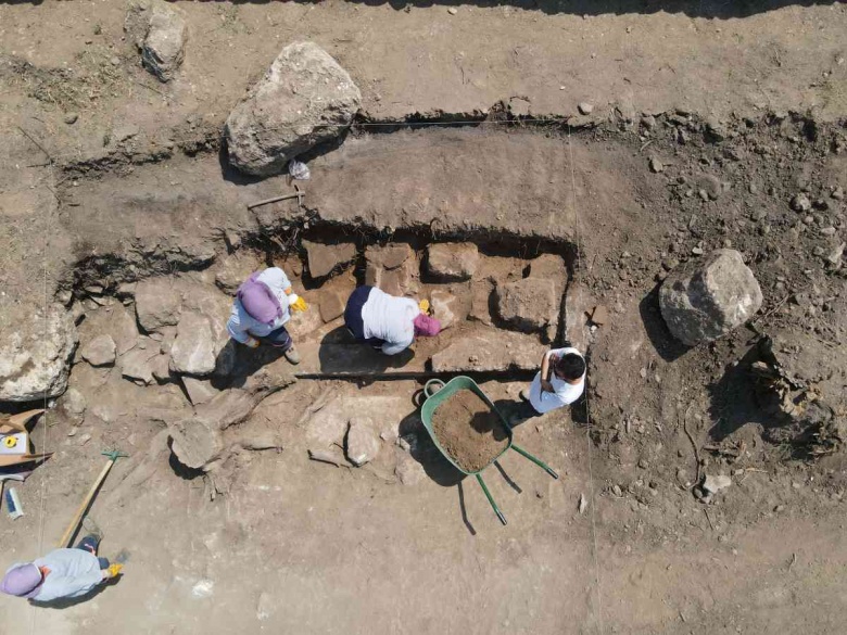 Hyllarima Antik Kenti arkeoloji kazılarda deprem izlerine rastlandı