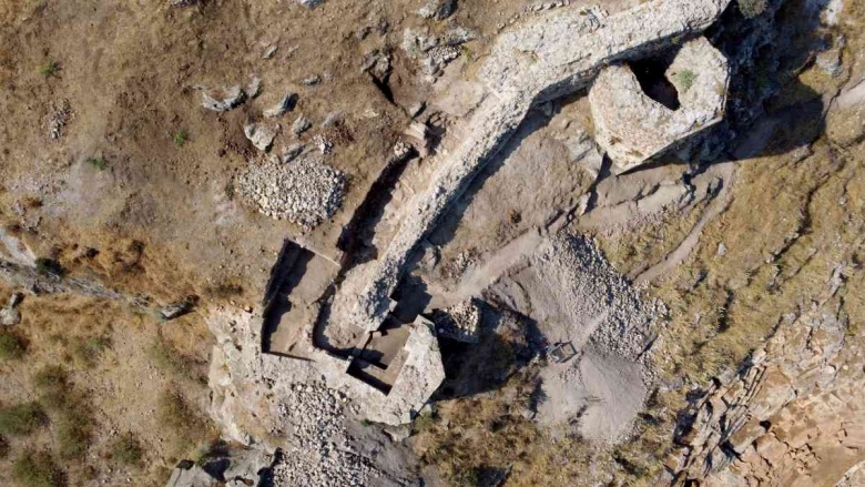 Arkeoloji kazılarının sürdüğü Fethiye kalesinden güncel fotoğraflar