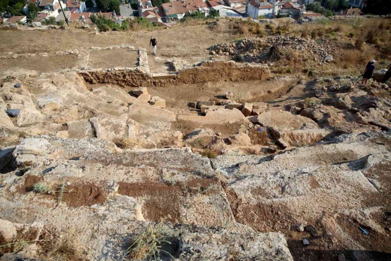 Arkeoloji kazılarının sürdüğü Fethiye kalesinden güncel fotoğraflar