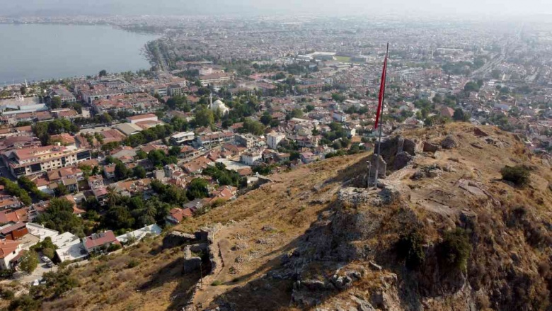 Arkeoloji kazılarının sürdüğü Fethiye kalesinden güncel fotoğraflar